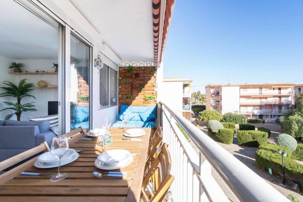 Privilegiado-Tarragona-50Mplaya-Wifi-Pool-Relax8 المظهر الخارجي الصورة