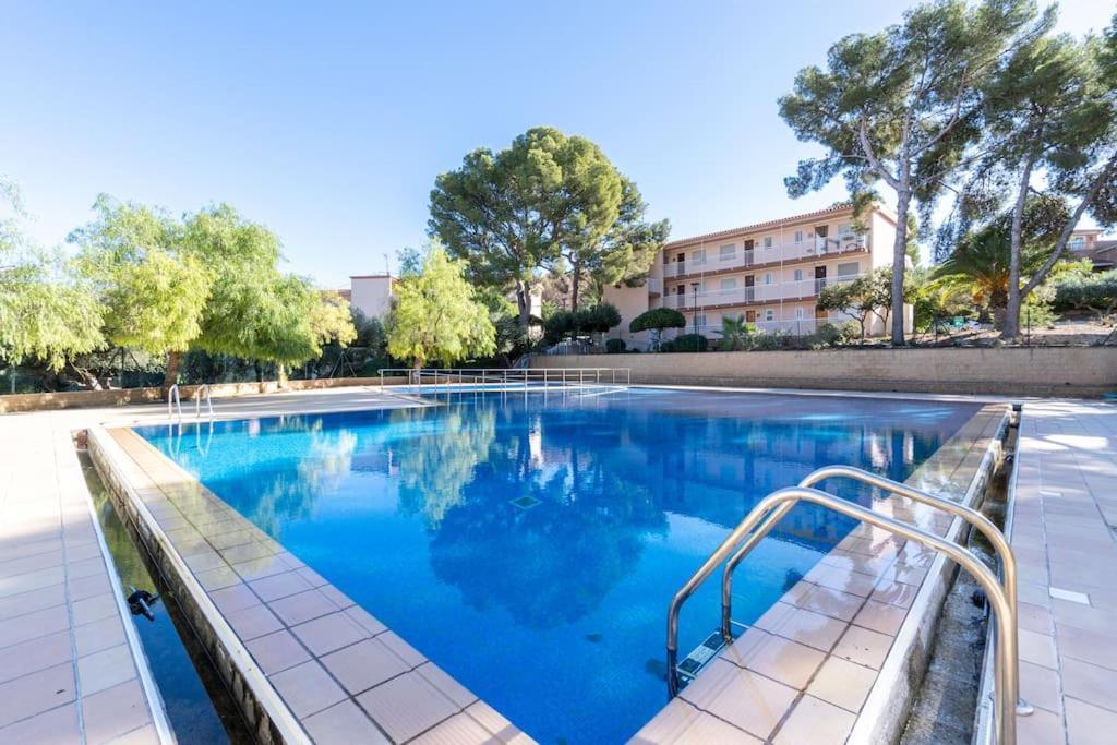 Privilegiado-Tarragona-50Mplaya-Wifi-Pool-Relax8 المظهر الخارجي الصورة