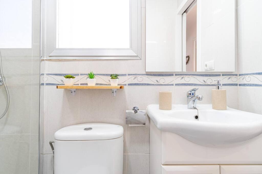 Privilegiado-Tarragona-50Mplaya-Wifi-Pool-Relax8 المظهر الخارجي الصورة