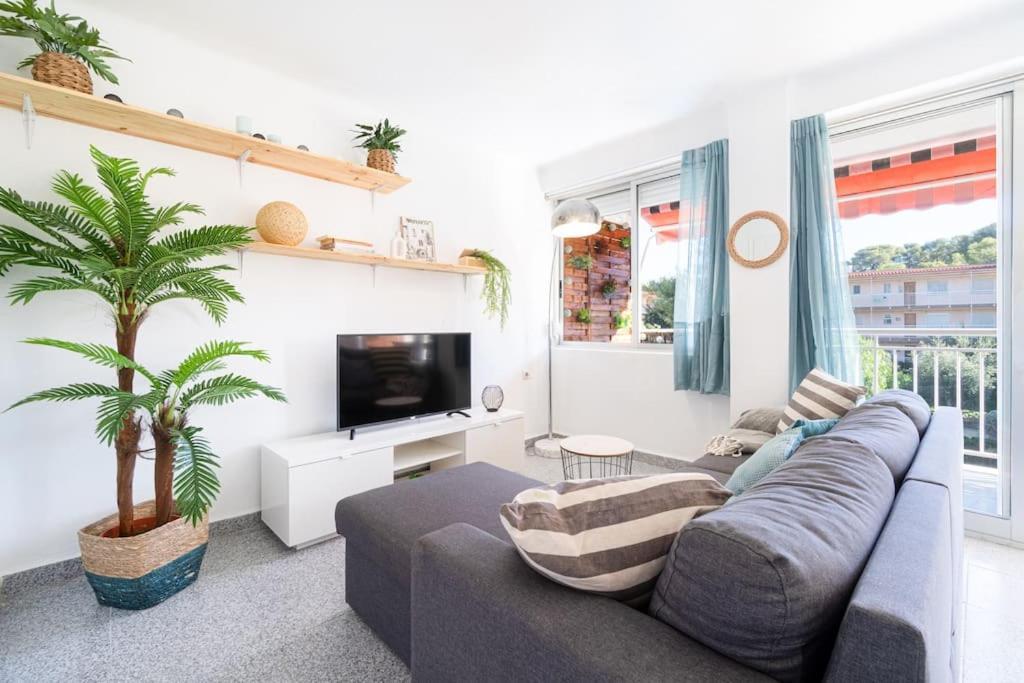 Privilegiado-Tarragona-50Mplaya-Wifi-Pool-Relax8 المظهر الخارجي الصورة